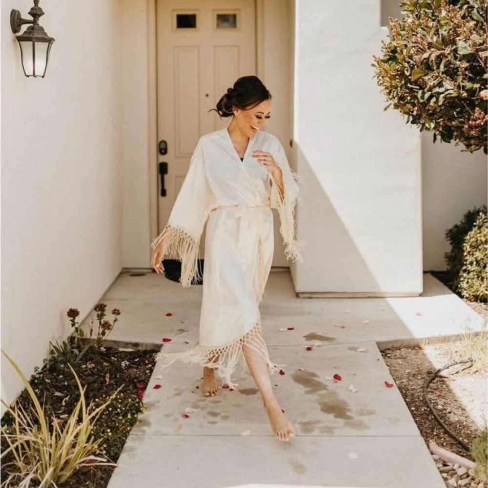 Cream Fringe Bridal Robe - Picture 2 of 5